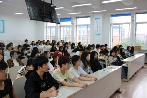 矢志向学 励志笃行|金沙娱场城61665大学英语四、六级能力提升系列讲座圆满举行
